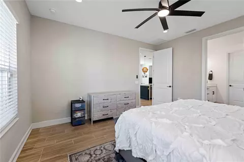 Bedroom - 10116 Cross River Trl, Parrish, FL 34219 photo 2 of 7
