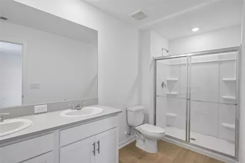 Bath - 10754 Eclipse St, Sarasota, FL 34241 photo 1 of 3