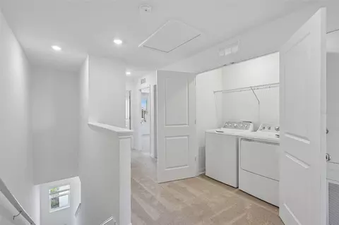 Entry Way - 10754 Eclipse St, Sarasota, FL 34241 photo 5 of 7