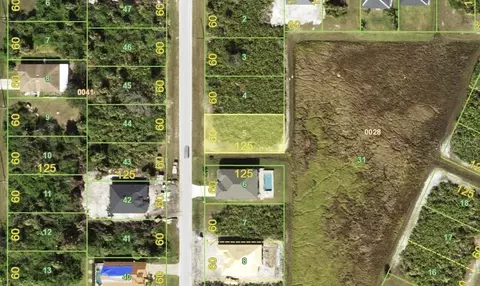 174 Wright Dr, Rotonda West, FL 33947