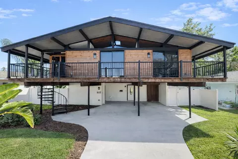 1942 New Hampshire Ave NE, Saint Petersburg, FL 33703