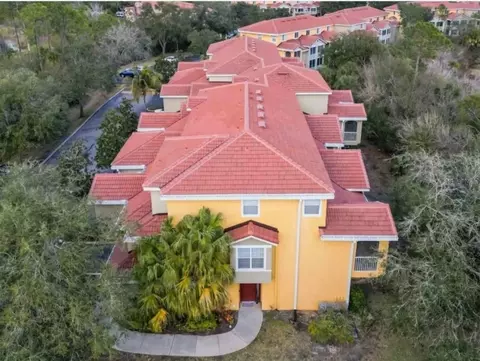 5721 Bentgrass Dr #20-104, Sarasota, FL 34235