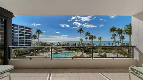 545 Sanctuary Dr #B305, Longboat Key, FL 34228