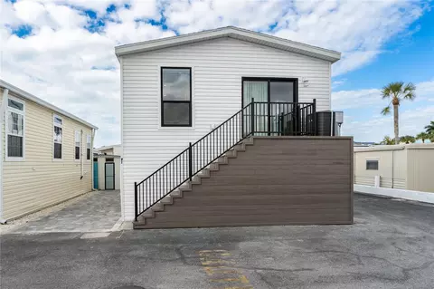3710 Gulf Of Mexico Dr #F2, Longboat Key, FL 34228