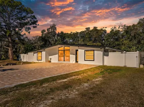 3675 Prudence Dr, Sarasota, FL 34235