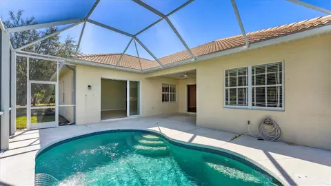 Exterior - 6207 46th Ct E, Bradenton, FL 34203 photo 6 of 6