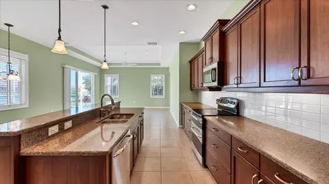 Kitchen - 6207 46th Ct E, Bradenton, FL 34203 photo 3 of 3