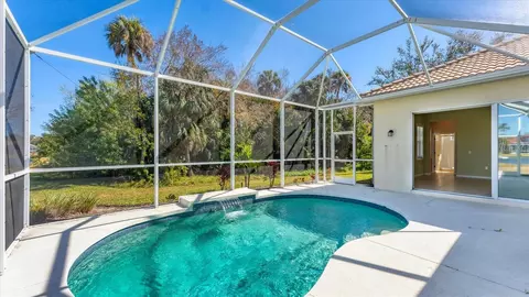 Exterior - 6207 46th Ct E, Bradenton, FL 34203 photo 5 of 6