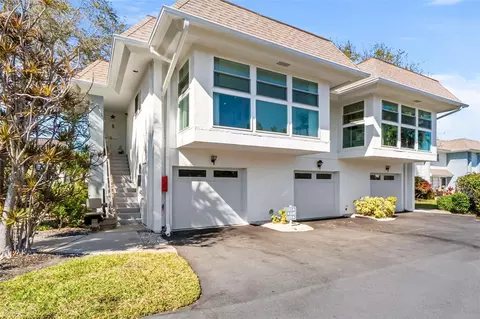 531 Sutton Pl, Longboat Key, FL 34228