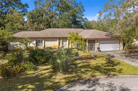 2439 Feiffer Cir, Sarasota, FL 34235