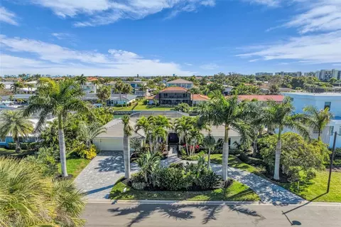 520 Golf Links Ln, Longboat Key, FL 34228