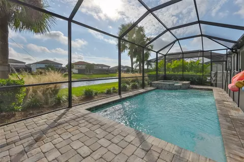 Exterior - 16320 Hidden Oak Loop, Bradenton, FL 34211 photo 5 of 6