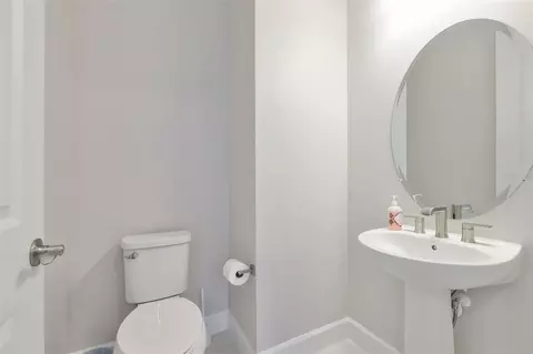 Bath - 16320 Hidden Oak Loop, Bradenton, FL 34211 photo 2 of 6