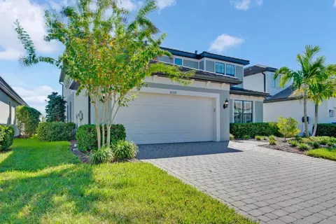 Exterior - 16320 Hidden Oak Loop, Bradenton, FL 34211 photo 2 of 6