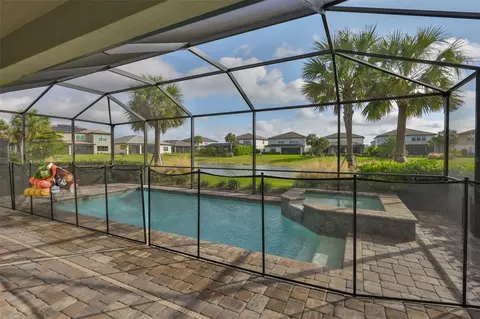 Exterior - 16320 Hidden Oak Loop, Bradenton, FL 34211 photo 4 of 6