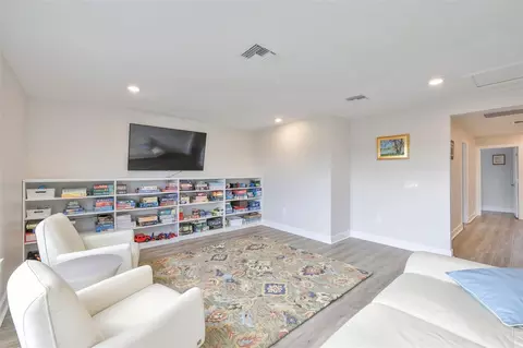 Living - 16320 Hidden Oak Loop, Bradenton, FL 34211 photo 5 of 5