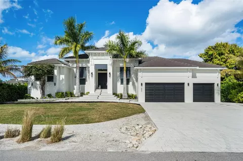 1643 Stanford Ln, Sarasota, FL 34231