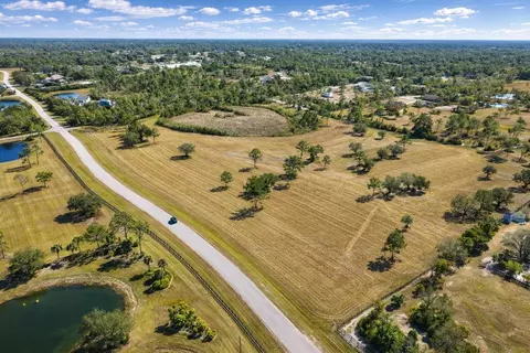 20810 77th Ave E, Bradenton, FL 34202