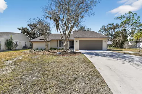 4072 King Richard Dr, Sarasota, FL 34232