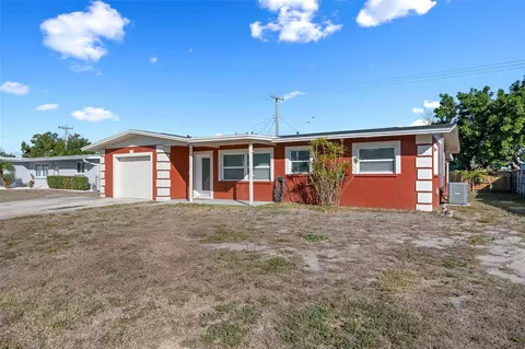 2806 Oxford Dr W, Bradenton, FL 34205