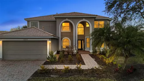 Exterior - 8844 Stone Harbour Loop, Bradenton, FL 34212 photo 10 of 11