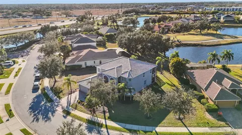 View/Area - 8844 Stone Harbour Loop, Bradenton, FL 34212 photo 2 of 15