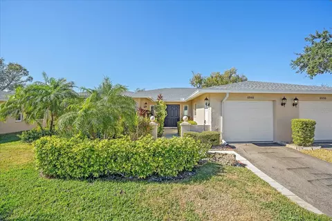 6948 W Country Club Dr N #V-81, Sarasota, FL 34243