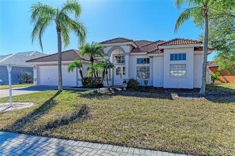 7122 42nd Ct E, Sarasota, FL 34243