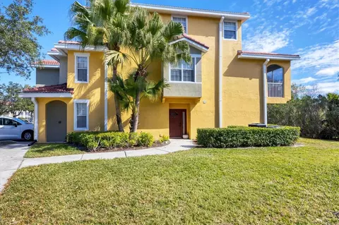 5711 Bentgrass Dr #19-104, Sarasota, FL 34235
