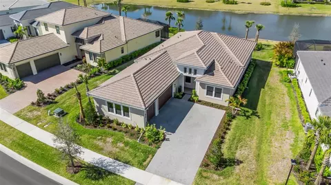 4621 Mondrian Ct, Sarasota, FL 34240