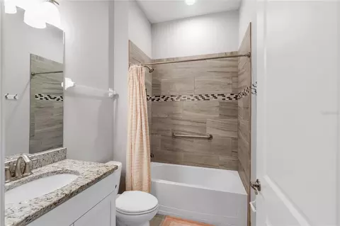 Bath - 503 167th Blvd E, Bradenton, FL 34212 photo 4 of 5
