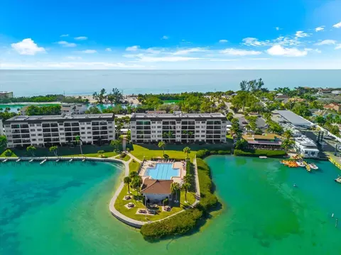 8897 Midnight Pass Rd #105, Sarasota, FL 34242
