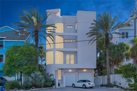 648 Beach Rd, Sarasota, FL 34242
