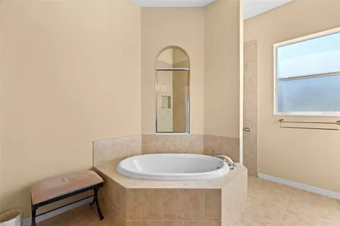 Bath - 2218 132nd Pl E, Parrish, FL 34219 photo 3 of 5