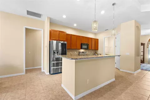 Kitchen - 2218 132nd Pl E, Parrish, FL 34219 photo 2 of 4