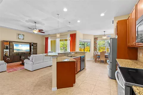 Kitchen - 2218 132nd Pl E, Parrish, FL 34219 photo 4 of 4