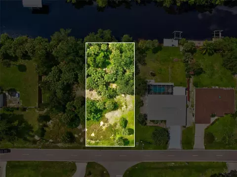 2265 Cedarwood St, Port Charlotte, FL 33948