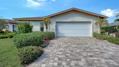 4777 Ringwood Mdw, Sarasota, FL 34235