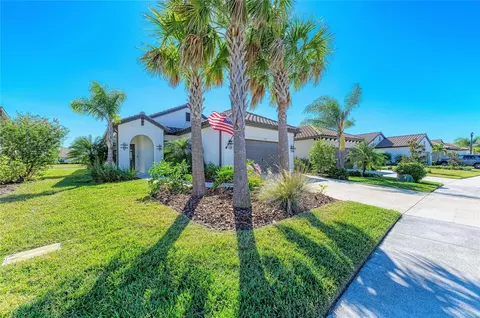 329 Palmaria Ct, Nokomis, FL 34275