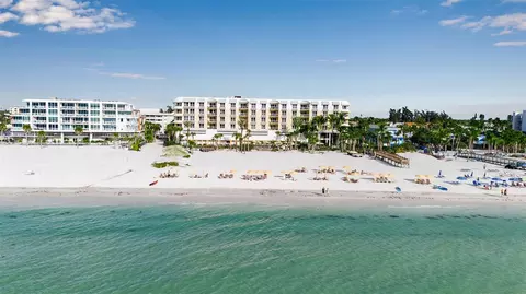915 Seaside Dr #412, Sarasota, FL 34242
