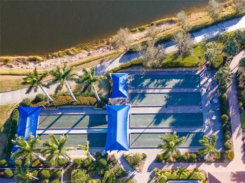 View/Area - 19770 Quisto St, Venice, FL 34293 photo 13 of 15