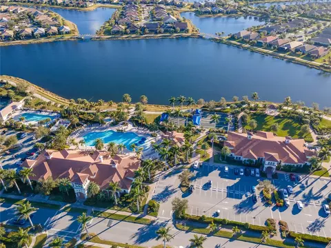 View/Area - 19770 Quisto St, Venice, FL 34293 photo 12 of 15