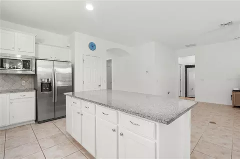 Kitchen - 19770 Quisto St, Venice, FL 34293 photo 3 of 6