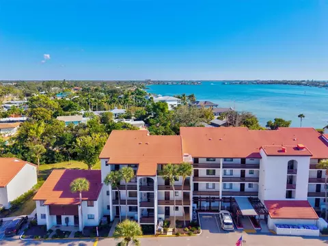 1624 Stickney Point Rd #24-407, Sarasota, FL 34231