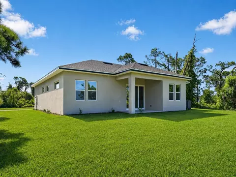 Exterior - 52 Brig Cir E, Placida, FL 33946 photo 6 of 8