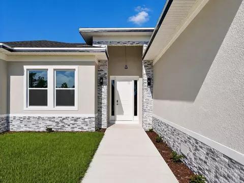 Exterior - 52 Brig Cir E, Placida, FL 33946 photo 2 of 8