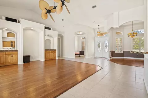 Living - 4008 Twin Rivers Trl, Parrish, FL 34219 photo 4 of 13