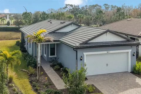 5811 Silverside Pine Ct, Lakewood Ranch, FL 34211