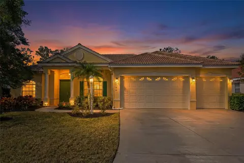 4726 Old Farm Rd, Sarasota, FL 34233