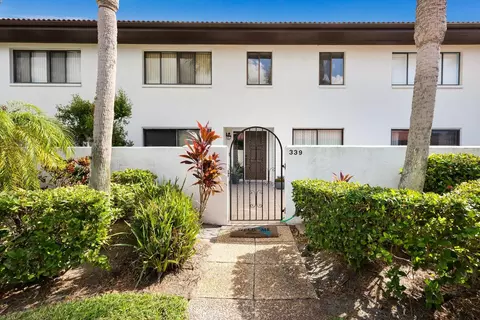 339 Barcelona Dr #339, Bradenton, FL 34210